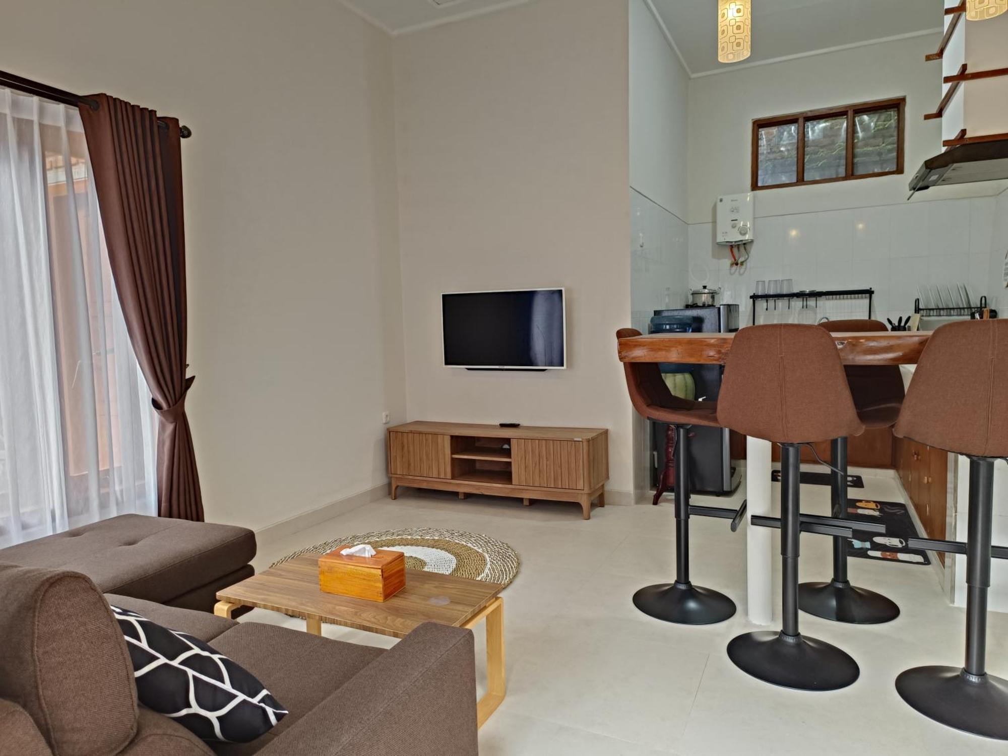 Made Oka Homestay And Warung موندوغْ المظهر الخارجي الصورة