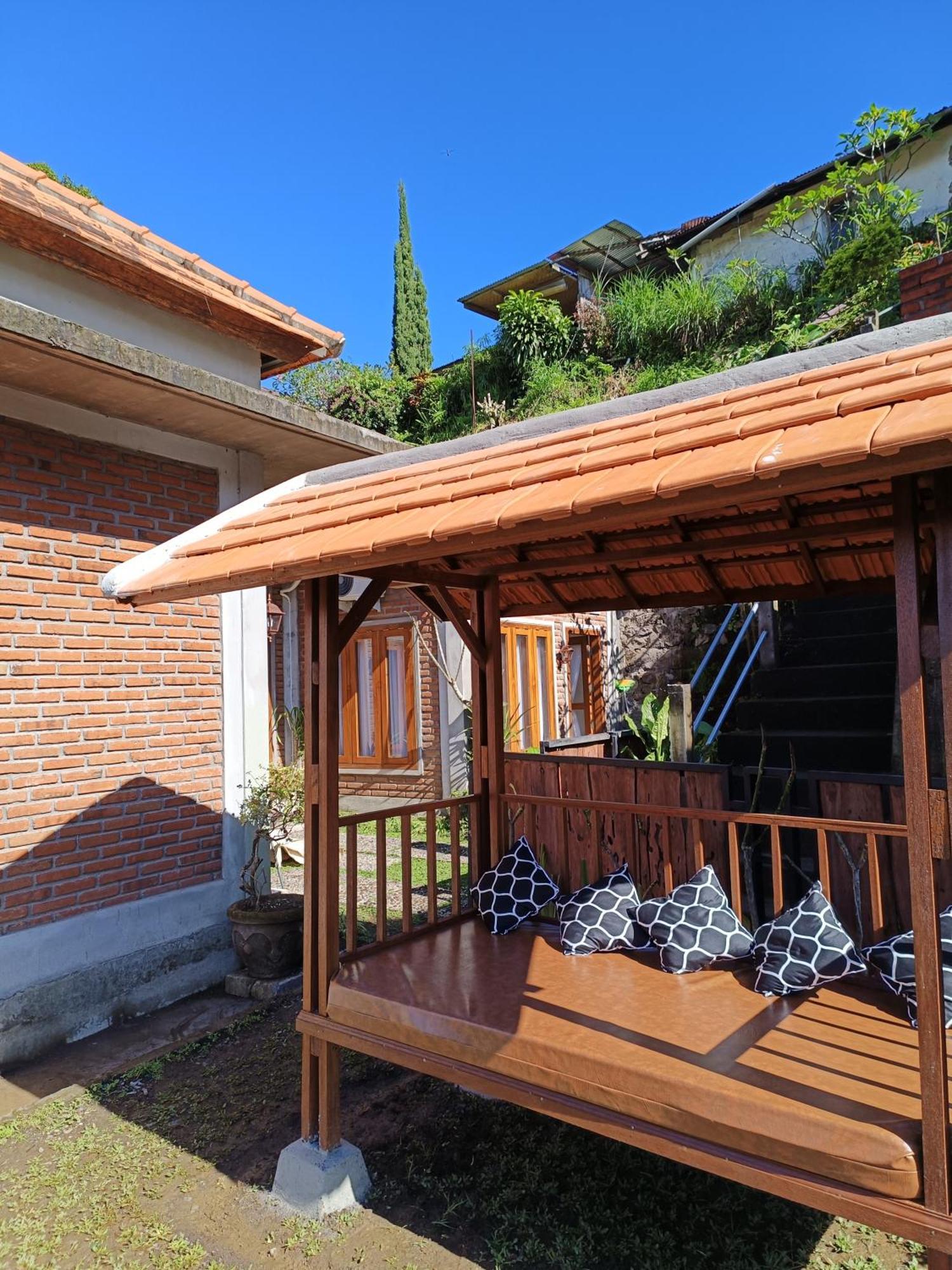 Made Oka Homestay And Warung موندوغْ المظهر الخارجي الصورة
