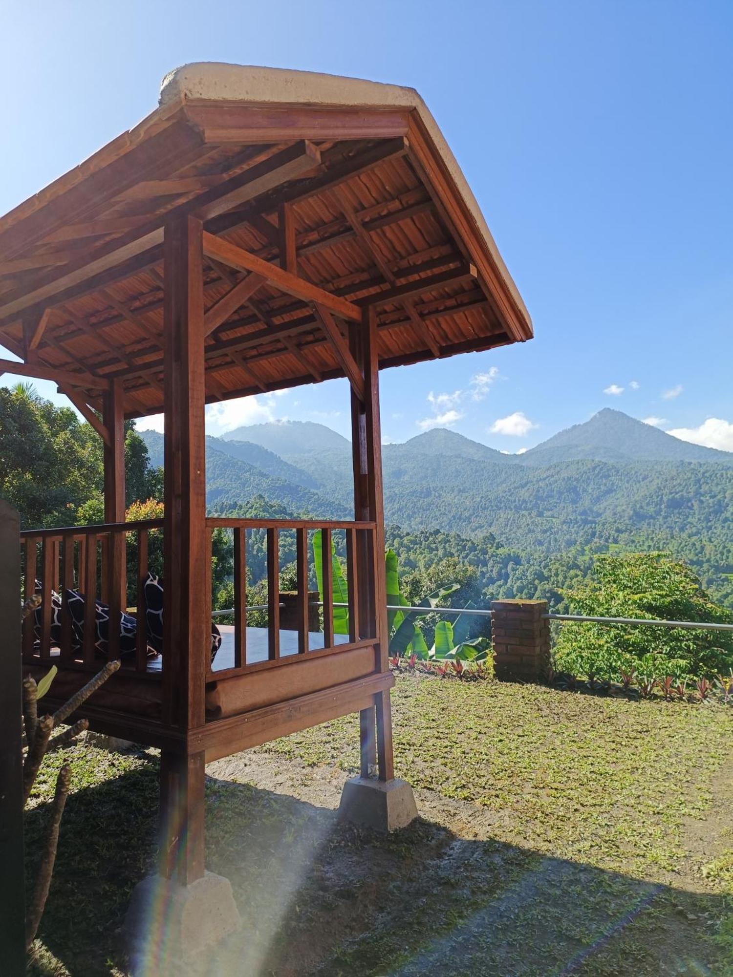 Made Oka Homestay And Warung موندوغْ المظهر الخارجي الصورة