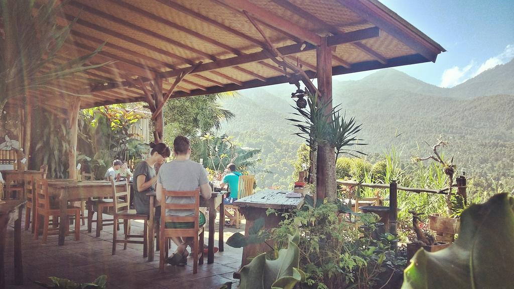 Made Oka Homestay And Warung موندوغْ المظهر الخارجي الصورة