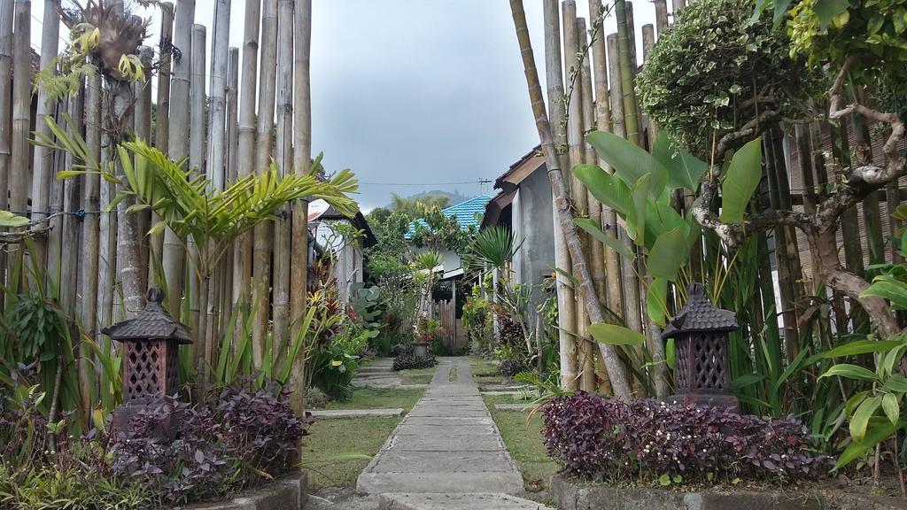 Made Oka Homestay And Warung موندوغْ المظهر الخارجي الصورة